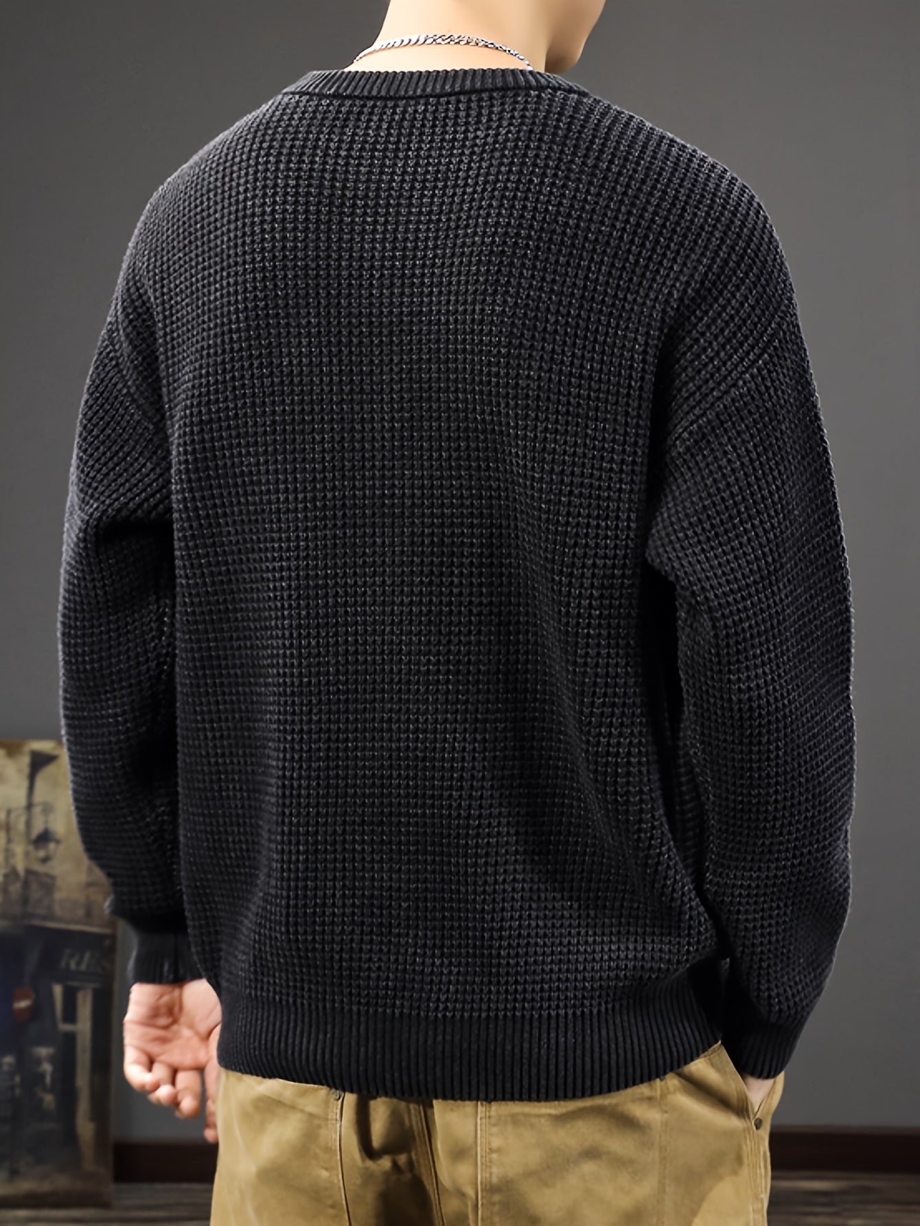 Men's Solid Knitted Pullover Sweater