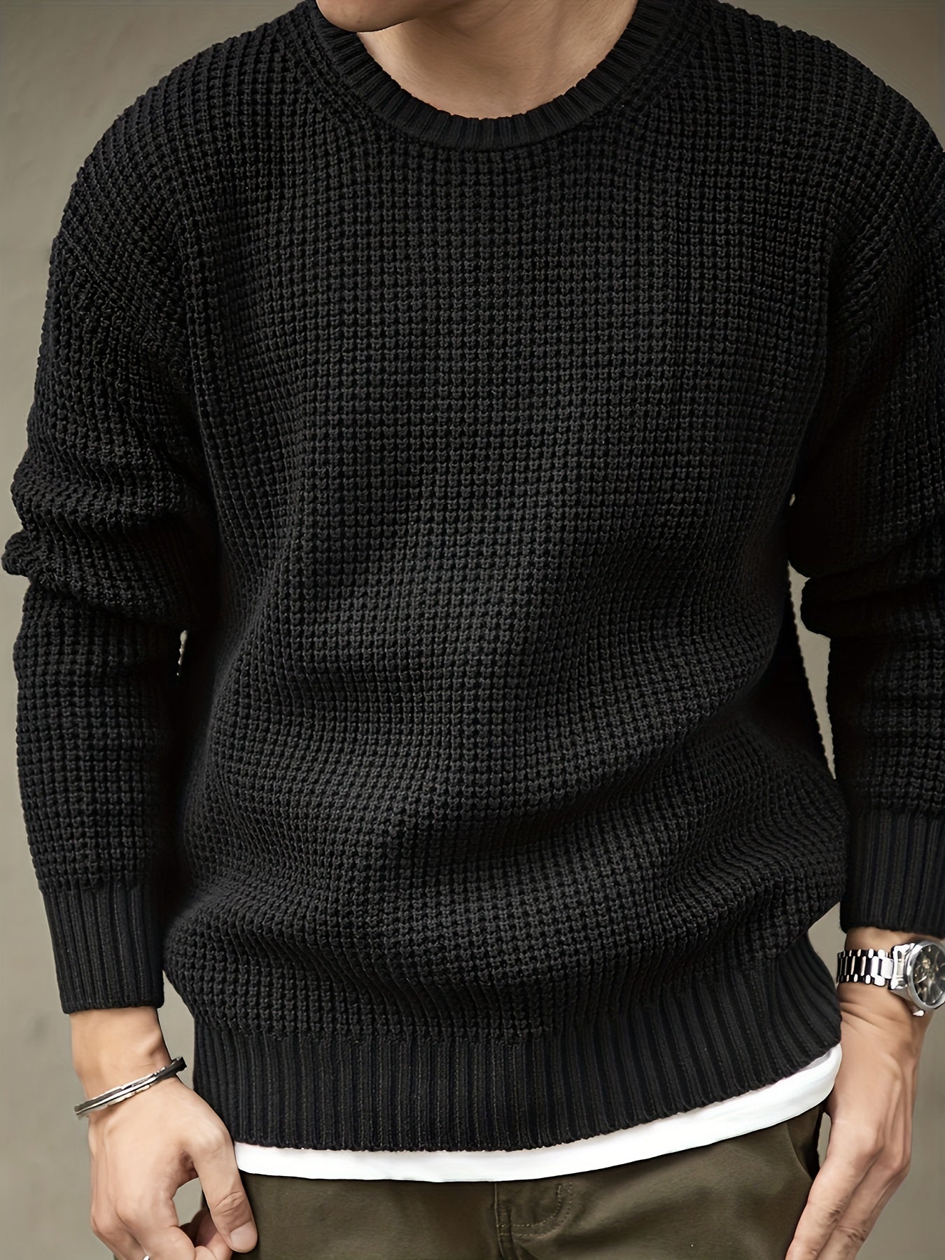 Men's Solid Knitted Pullover Sweater